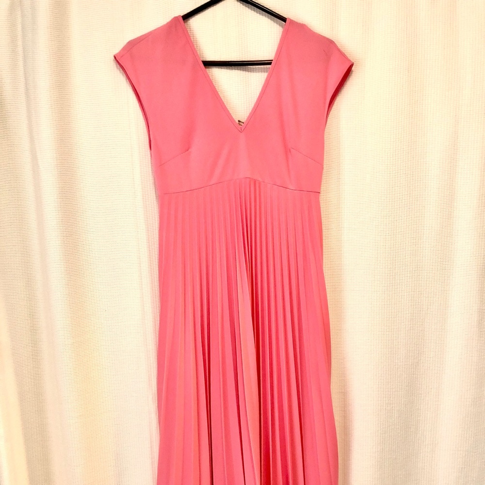 ASOS handkerchief hem size 4 Maternity dress with accordion pleats in Salmon